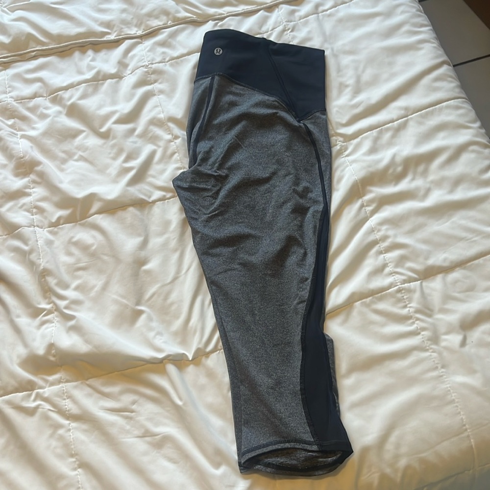 Lululemon cropped leggings